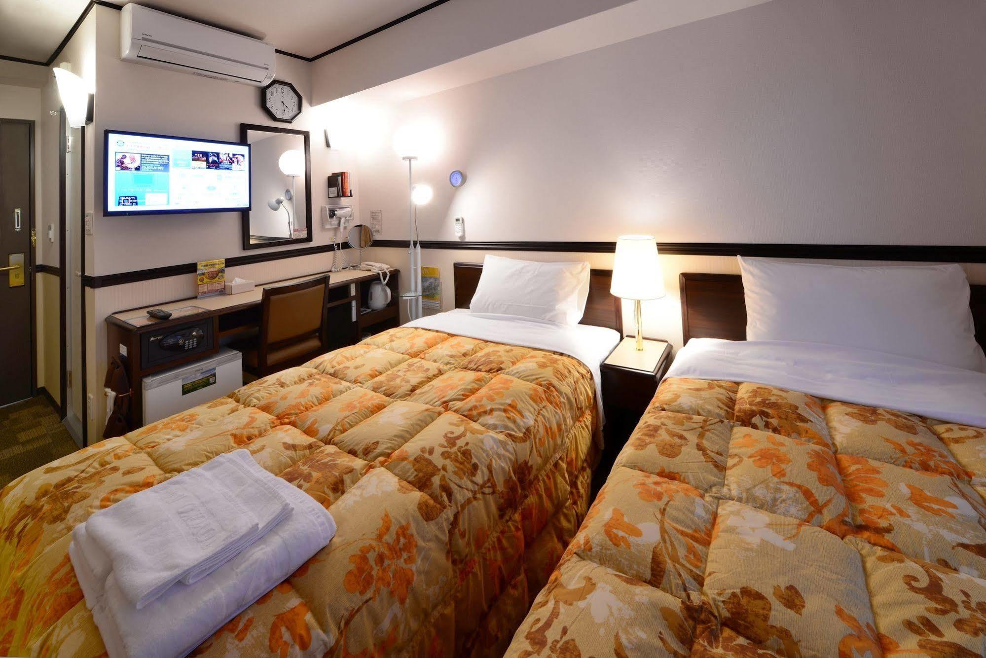 Toyoko Inn Kofu-Eki Minami-Guchi No.1 Eksteriør bilde