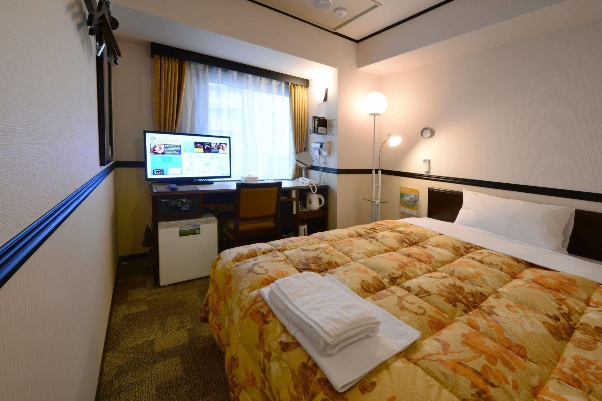 Toyoko Inn Kofu-Eki Minami-Guchi No.1 Eksteriør bilde
