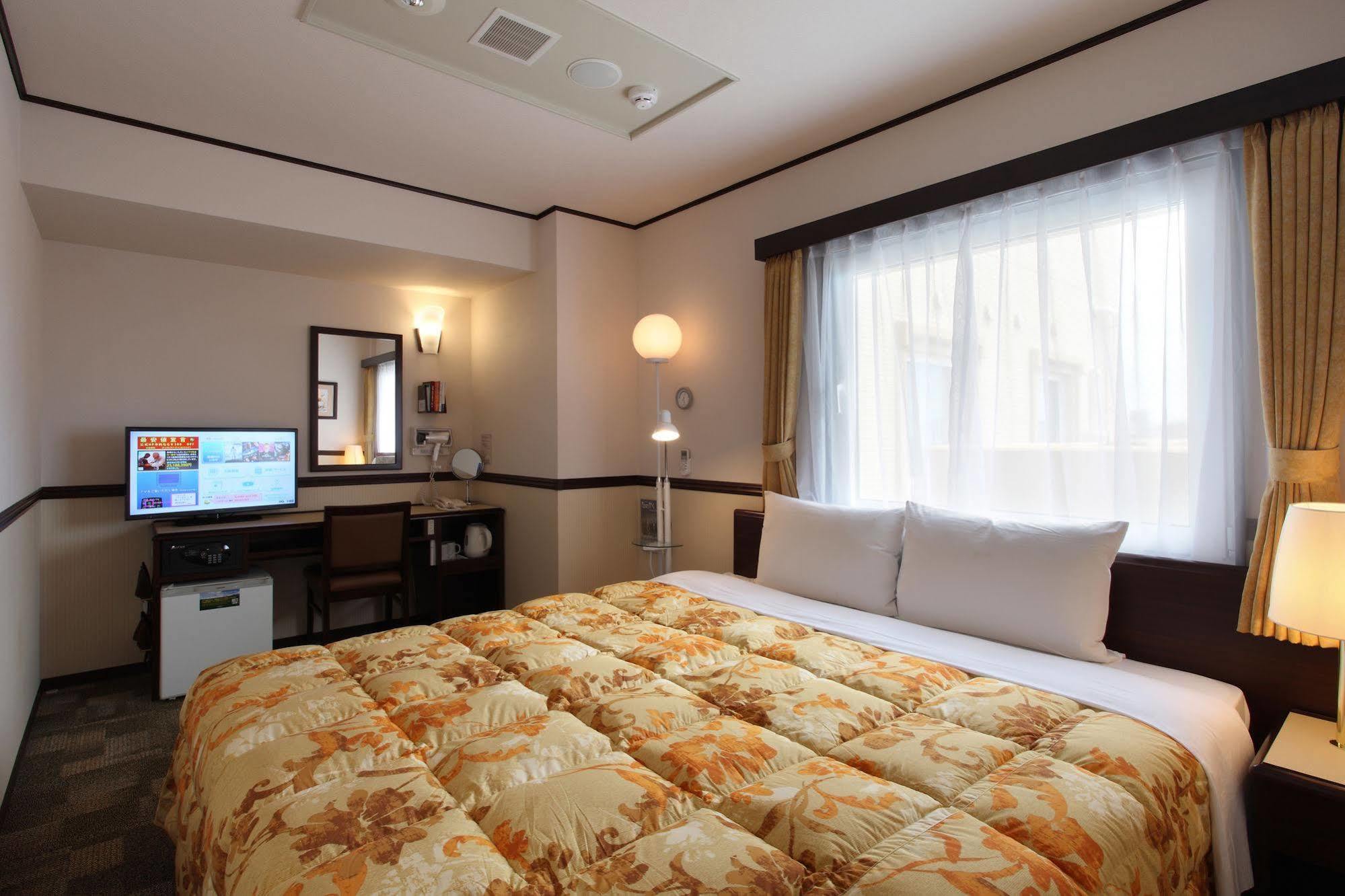 Toyoko Inn Kofu-Eki Minami-Guchi No.1 Eksteriør bilde