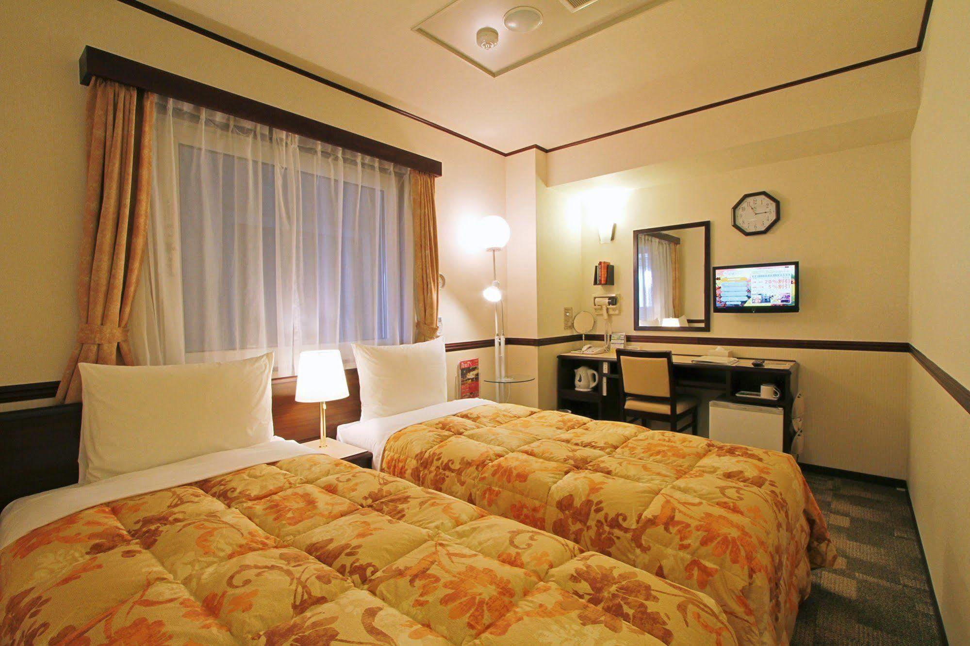 Toyoko Inn Kofu-Eki Minami-Guchi No.1 Eksteriør bilde